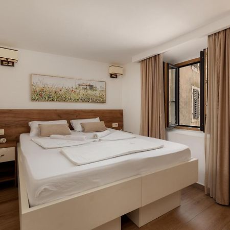 Apartment Amigo Old Town Kotor Exterior foto